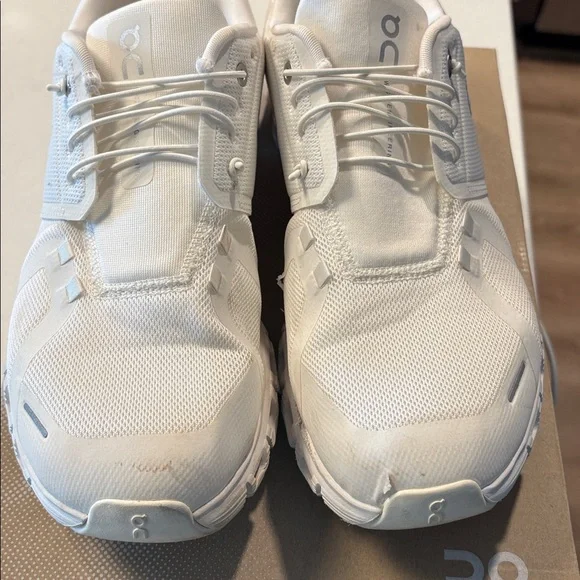 On Cloud White Running Sneakers - Picture 2 of 11